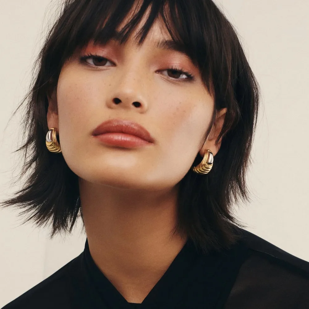 Hera Oversized Stud Earrings - Image 2