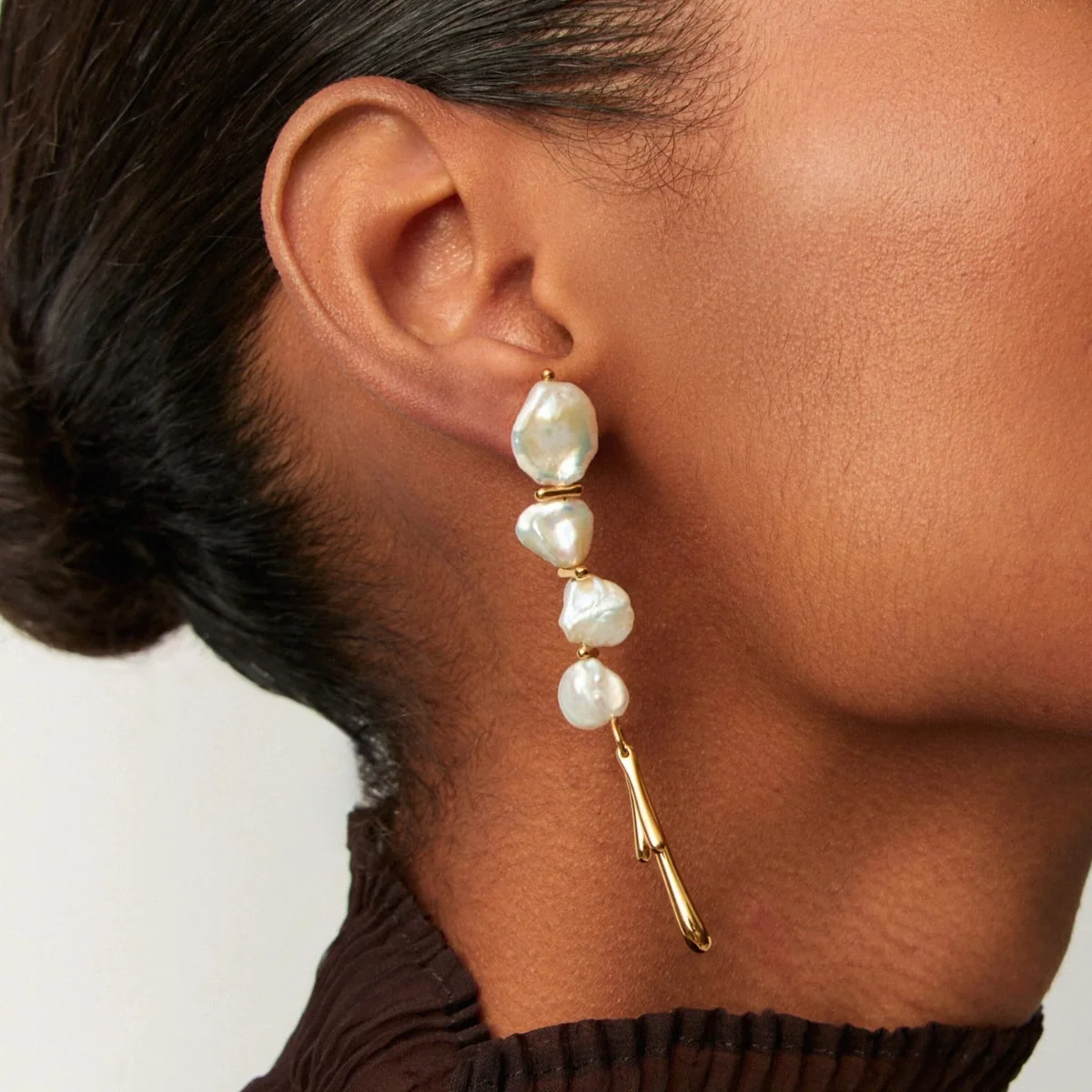 Lilia Pearl Angelic Earrings - Image 2
